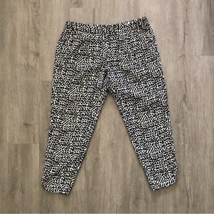 Banana Republic Leopard Print Pants Size 6 Short